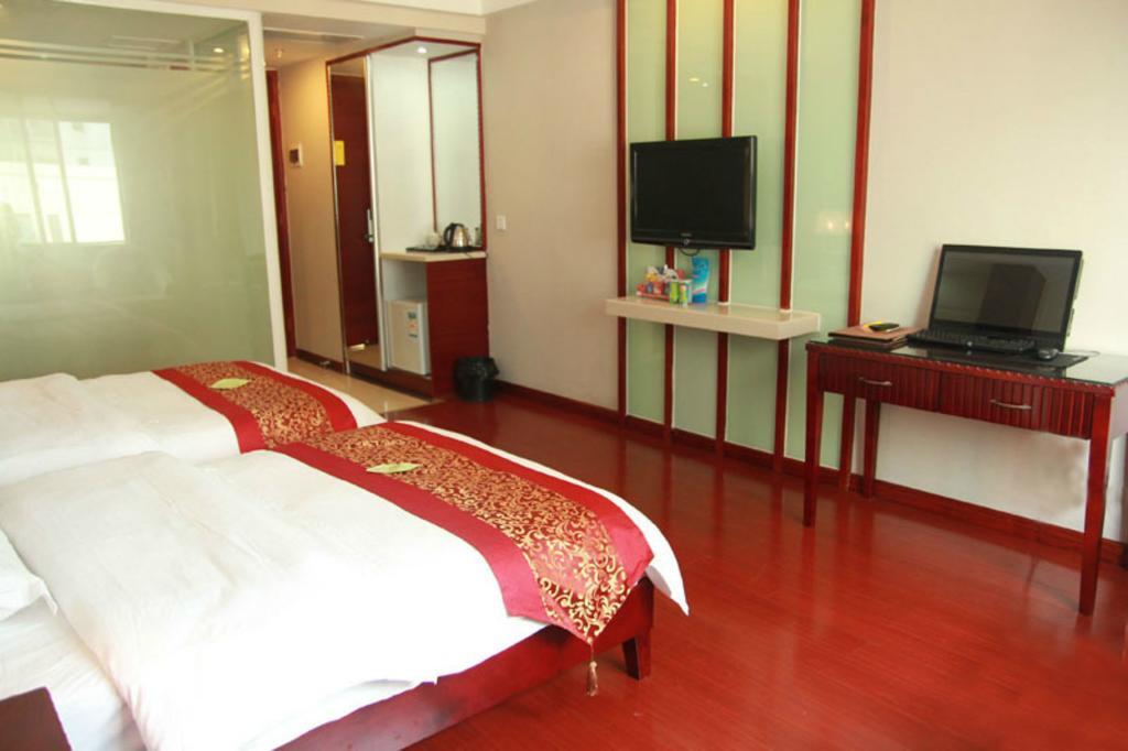 Guangzhou Yuncheng Hotel Bagian luar foto